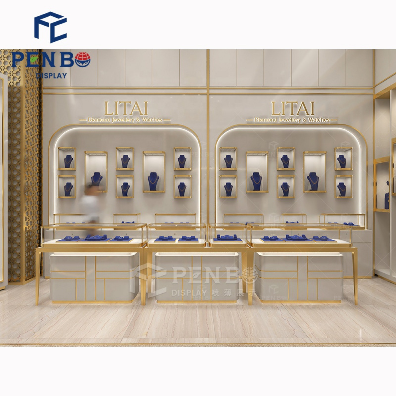 custom.Luxury Jewellery Store  - Jewelry And Watches Stores recensione e prezzo