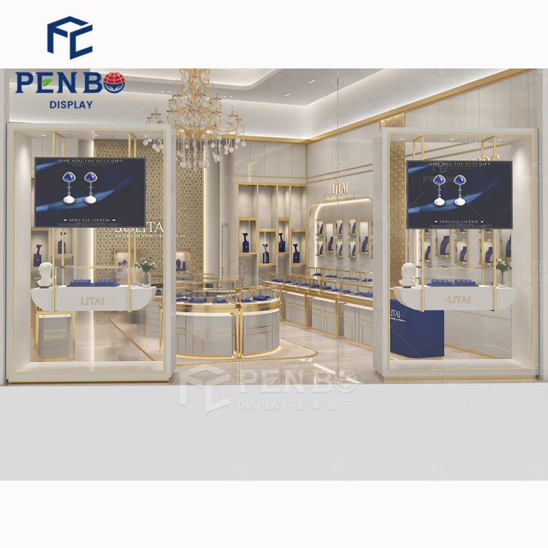 custom.Luxury Jewellery Store  - Jewelry And Watches Stores recensione e prezzo